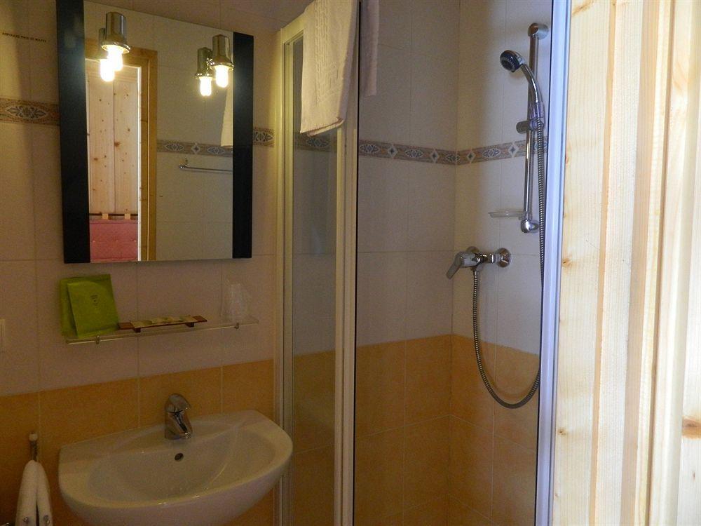 Logis Hotel Les Sapins مورْيو المظهر الخارجي الصورة
