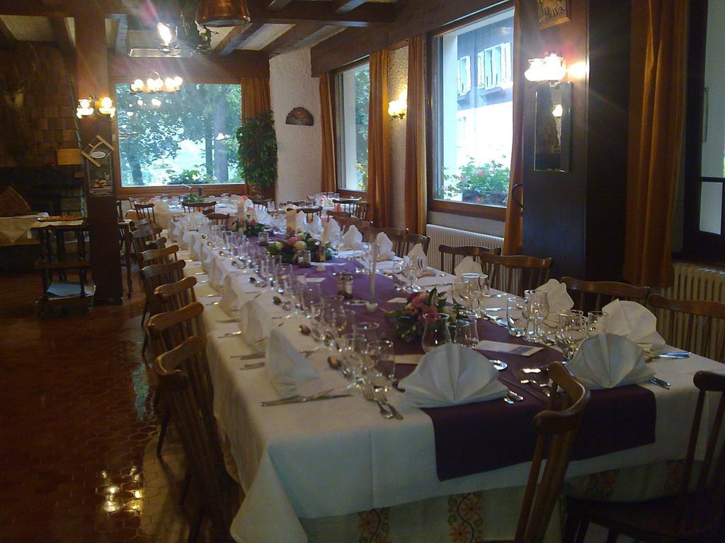 Logis Hotel Les Sapins مورْيو المظهر الخارجي الصورة